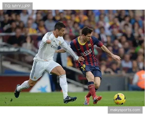 亚马尔与梅西国家队早期进攻表现差异及战术适配性解析