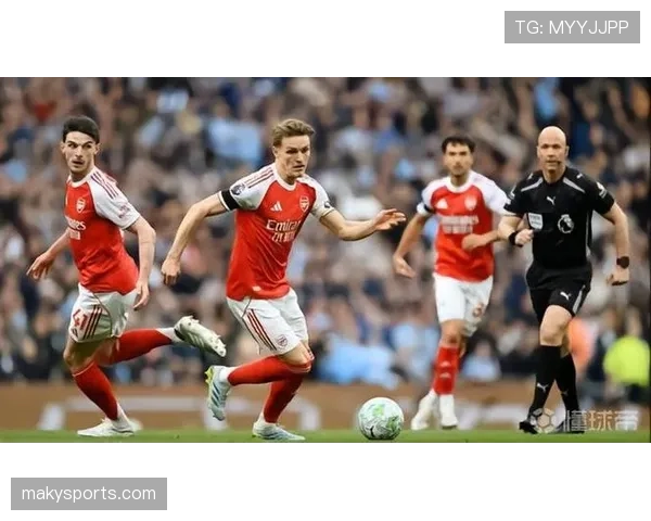 厄德高组织能力的上限：与顶级中场的核心差距何在