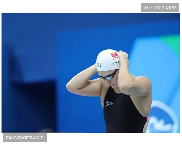 叶诗文训练完直接去吃火锅，教练气到摔毛巾